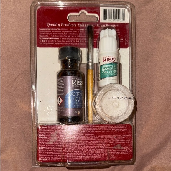 KISS| Acrylic Nail Kit - Picture 2 of 3